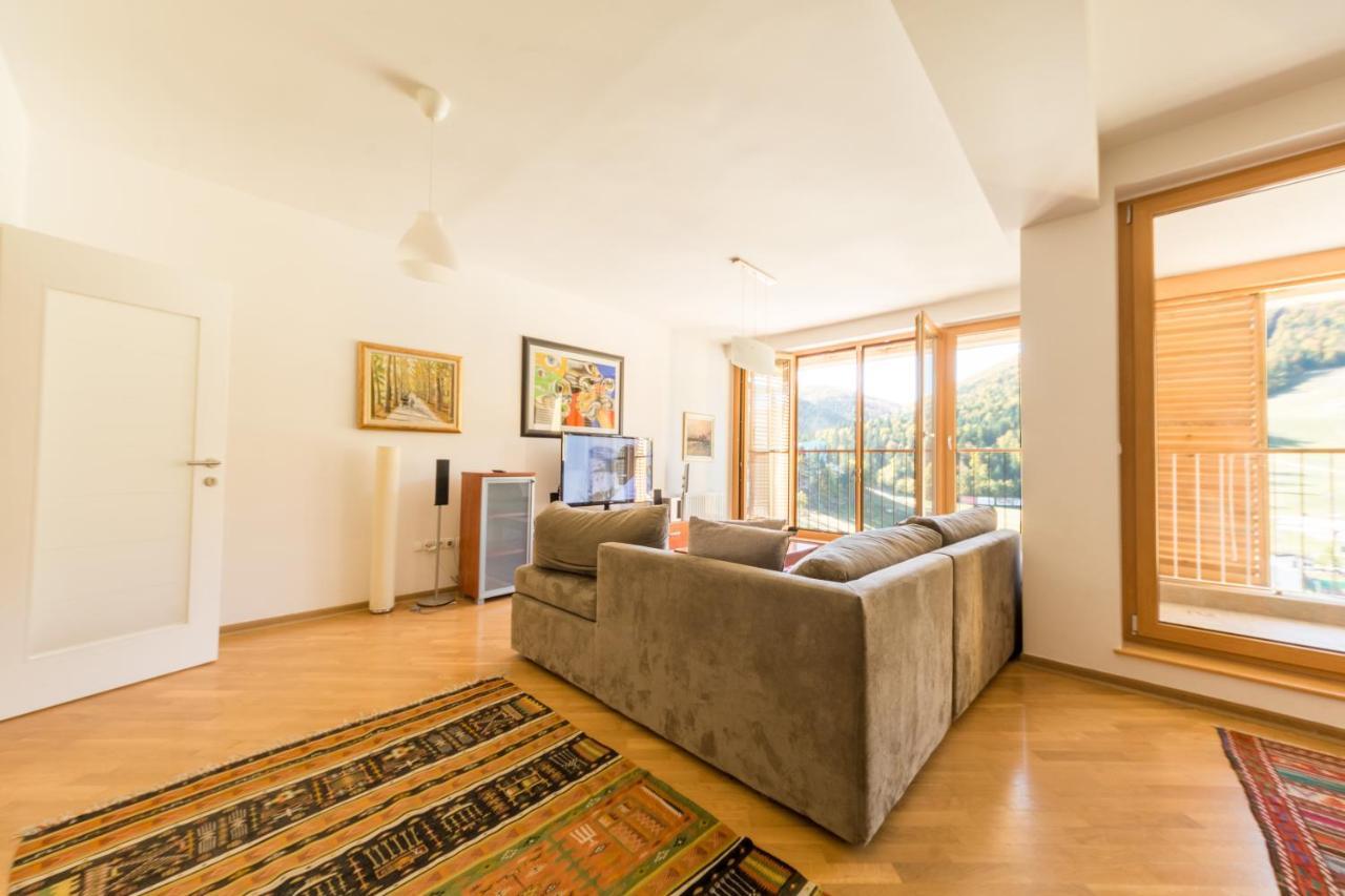 Apartmani El Tarik Bjelasnica ภายนอก รูปภาพ